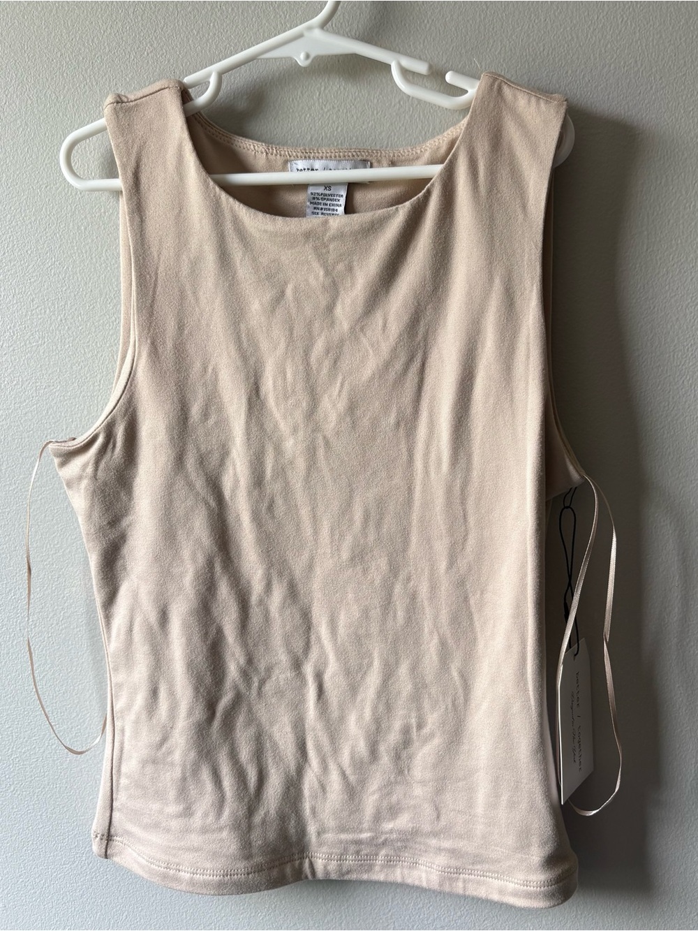 Women’s Sleeveless Tank Top in Beige